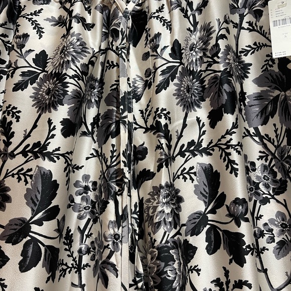 NWT Maeve satin finish joggers - Picture 2 of 4